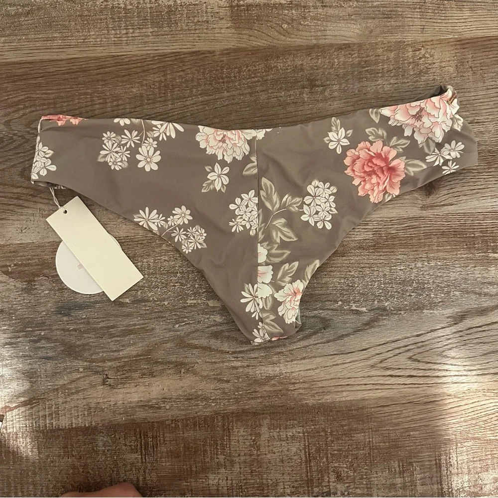 NWT Radio Fiji Floral Karima Driftwood Swim Bottom